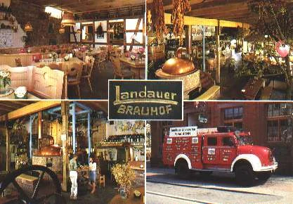 Alte Postkarte des Landauer Brauhofs mit vier Motiven: Gastraum, Sudkessel, Theke und das rote Feuerwehrauto Landauer Bierspritze, in der Mitte das Schild Landauer Brauhof